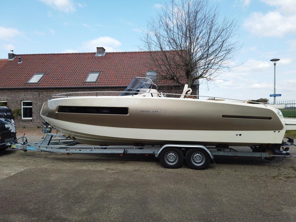 Invictus 280 GT