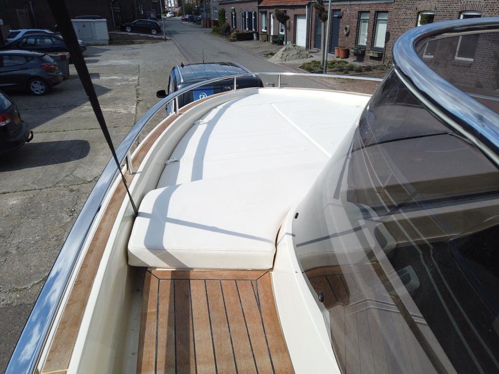 Invictus 280 GT
