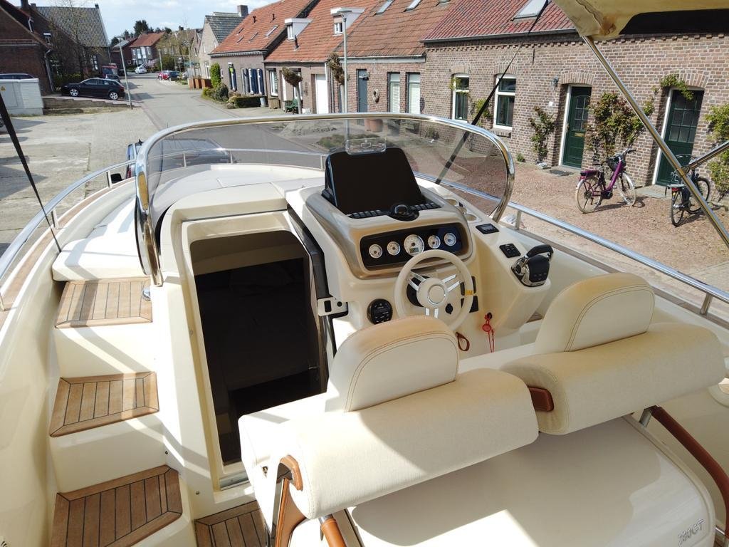Invictus 280 GT