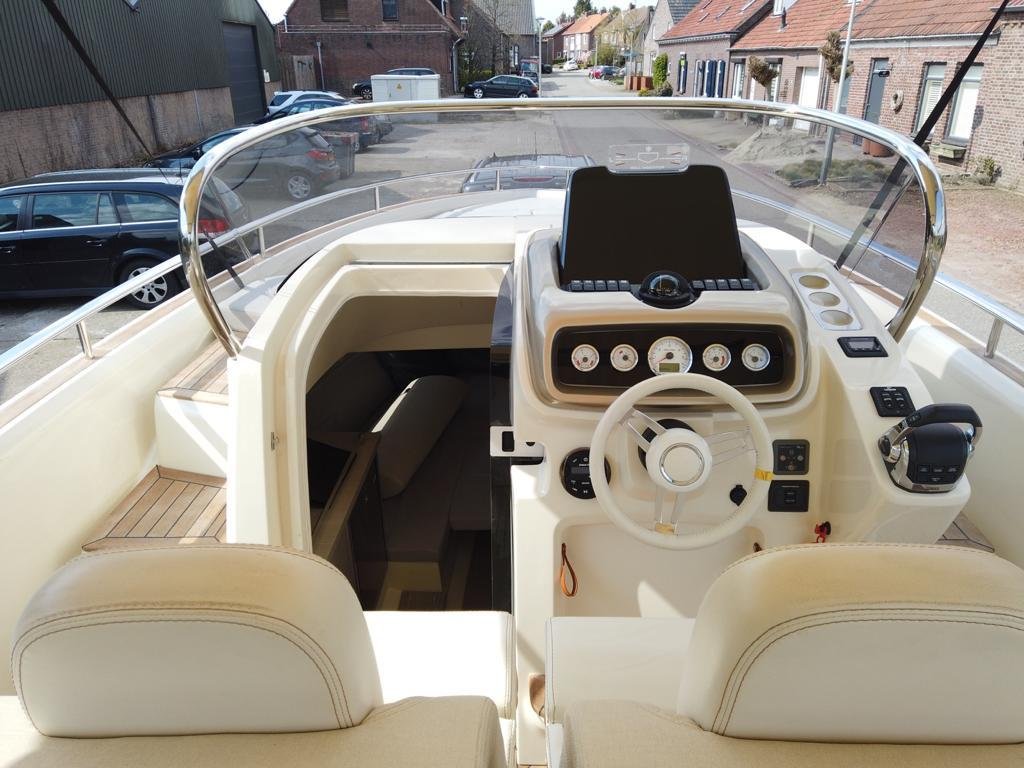 Invictus 280 GT
