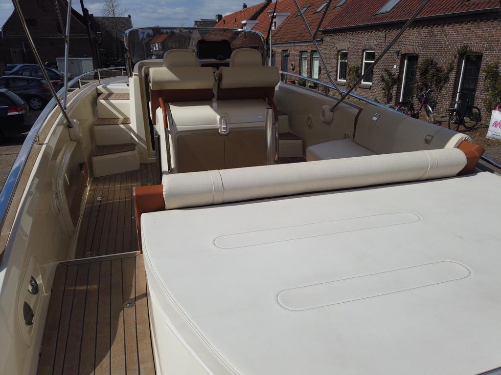 Invictus 280 GT