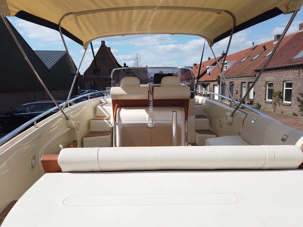 Invictus 280 GT