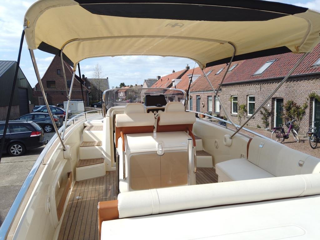 Invictus 280 GT