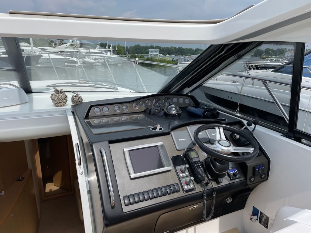 Princess V45 Open