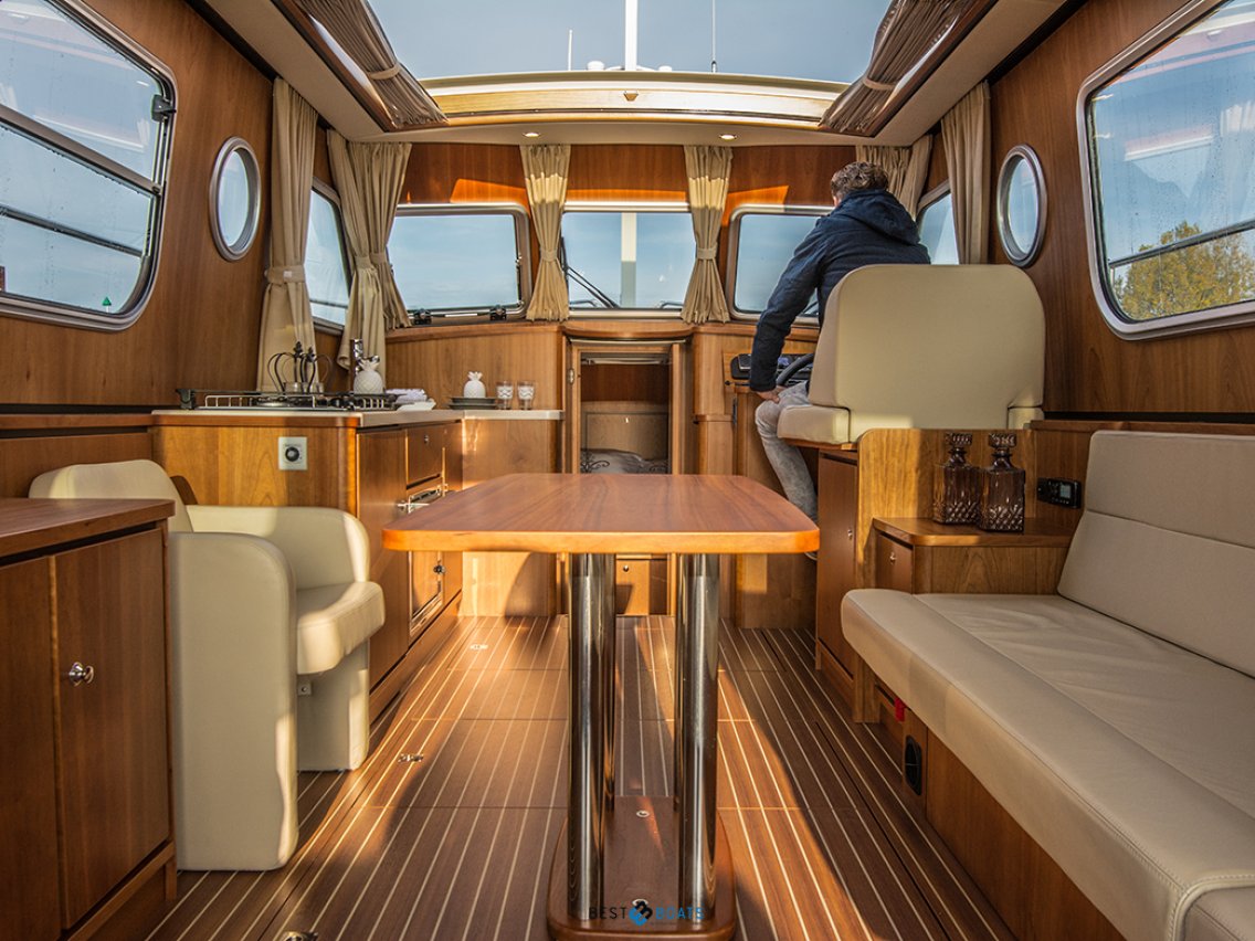 Linssen Grand Sturdy 36.9 Sedan Longtop