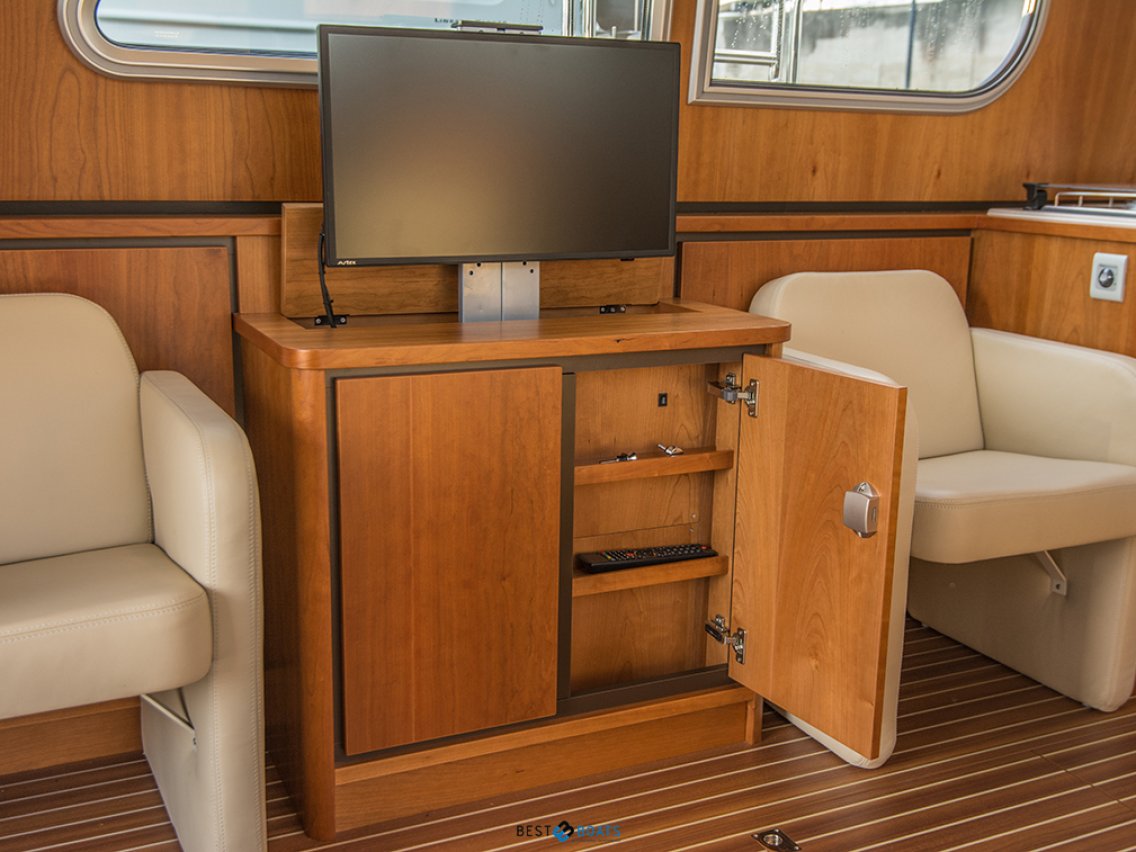 Linssen Grand Sturdy 36.9 Sedan Longtop