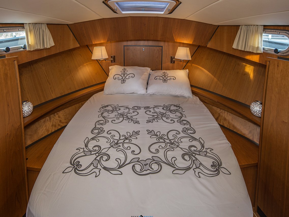 Linssen Grand Sturdy 36.9 Sedan Longtop