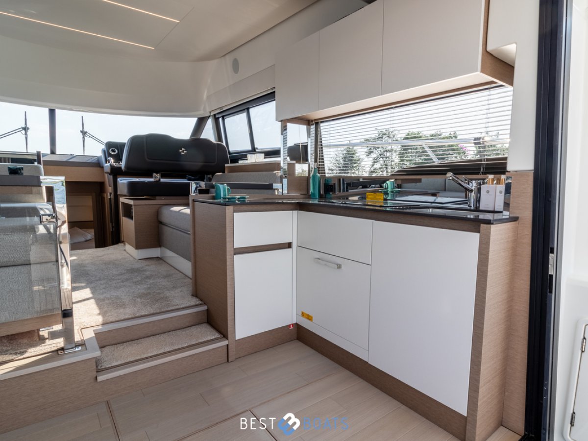 Prestige 460 FLY