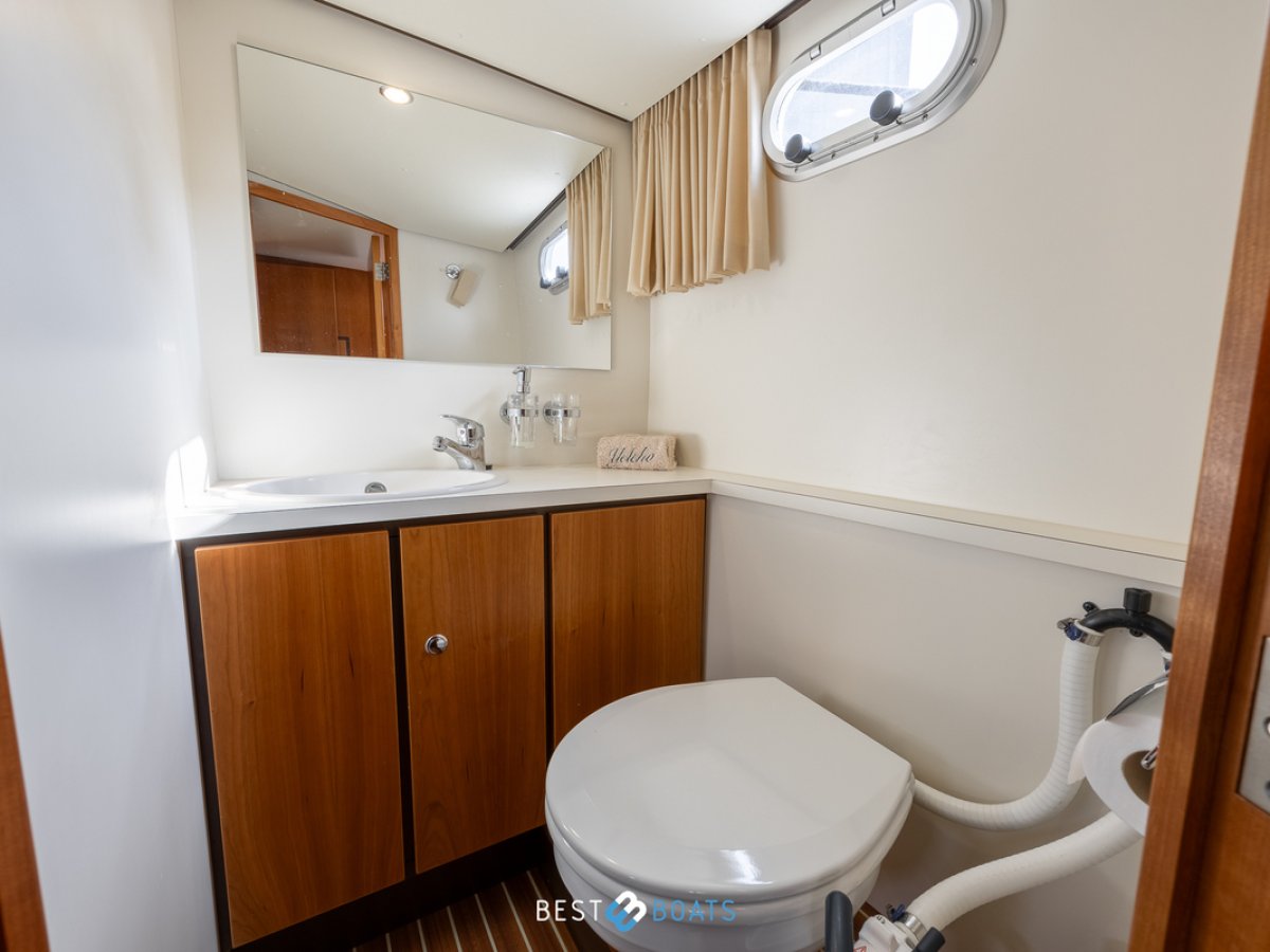 Linssen Grand Sturdy 34.9 AC