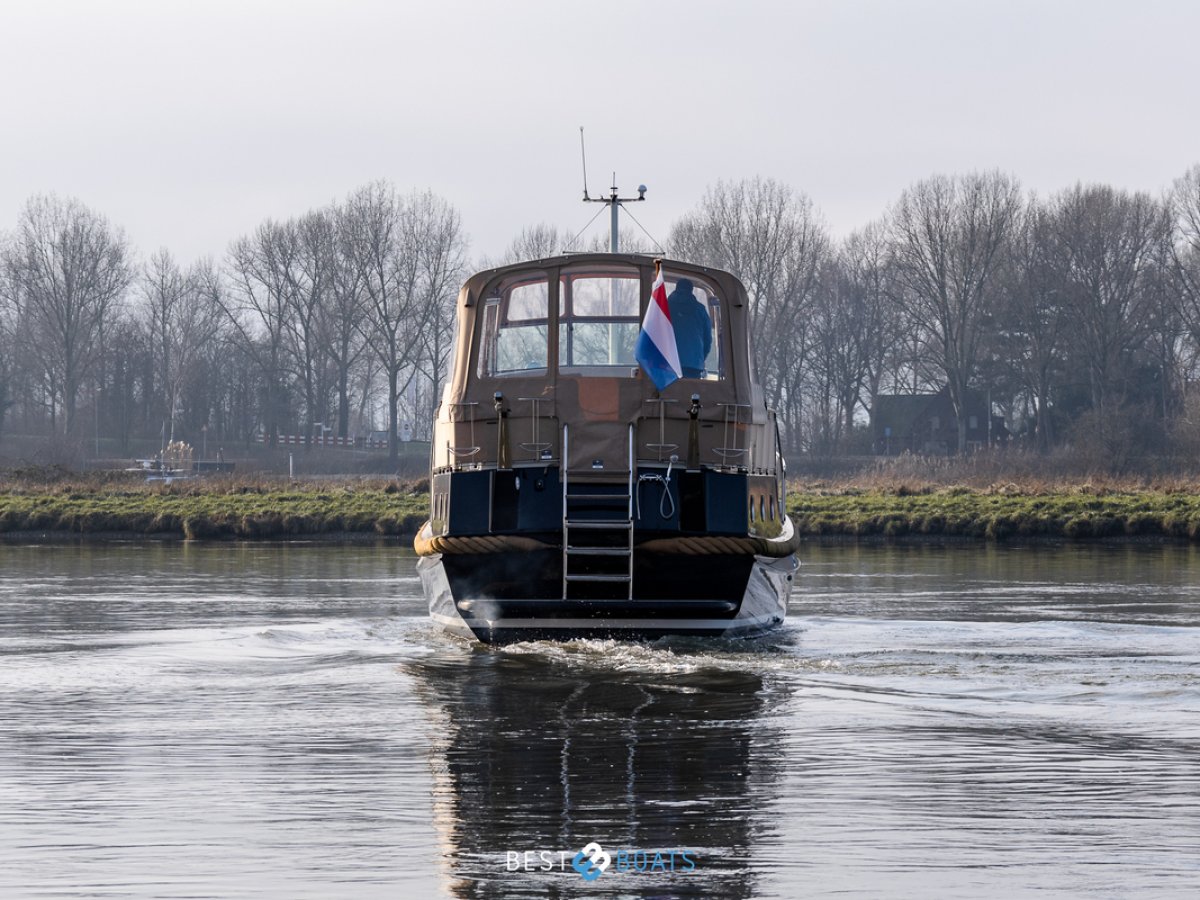 Linssen CLASSIC STURDY 400 AC