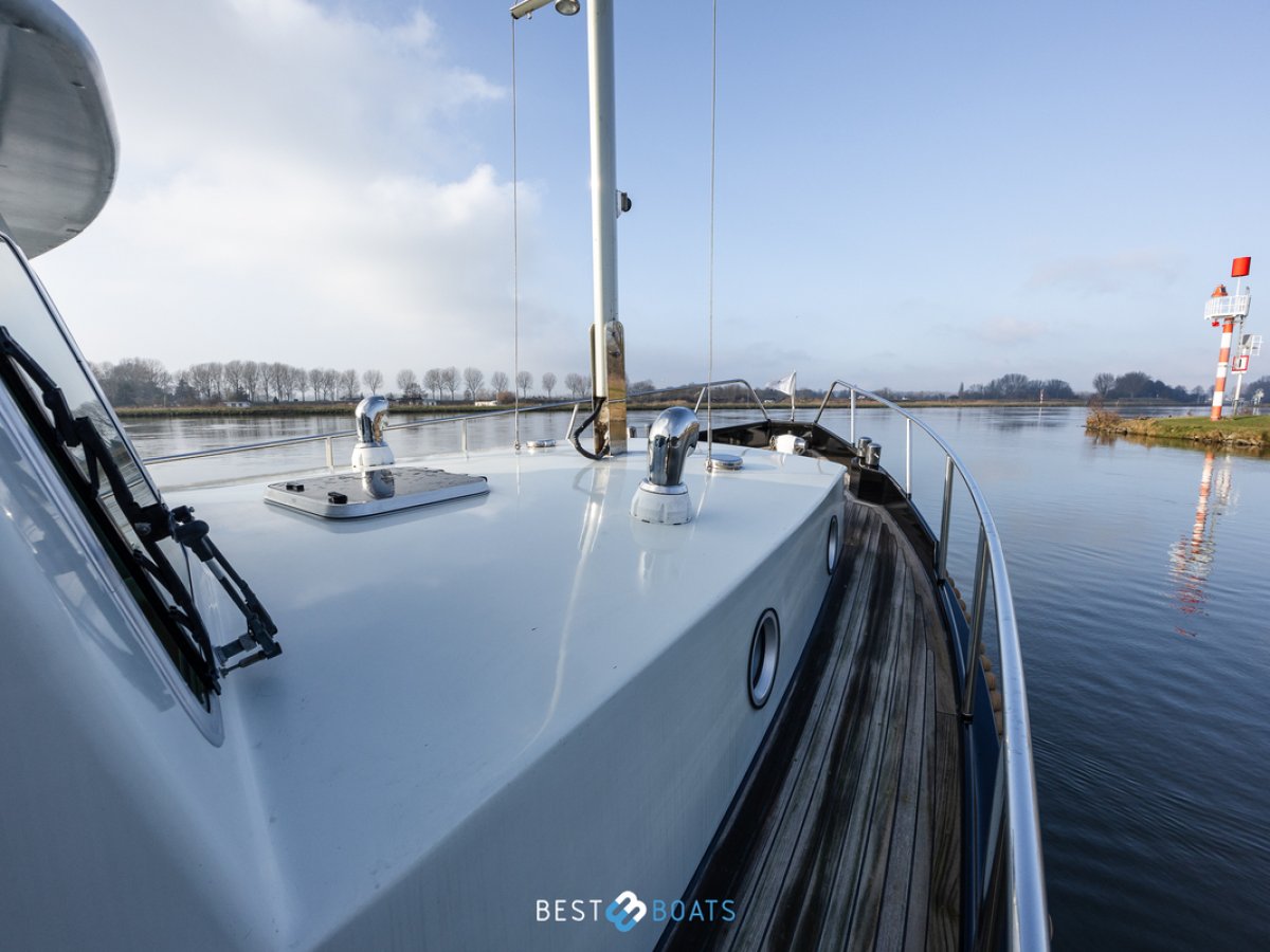 Linssen CLASSIC STURDY 400 AC