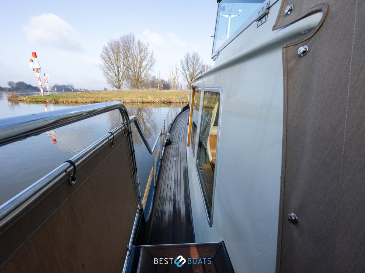 Linssen CLASSIC STURDY 400 AC