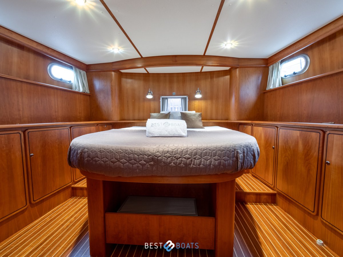 Linssen Grand Sturdy 430 AC MKII Diamond