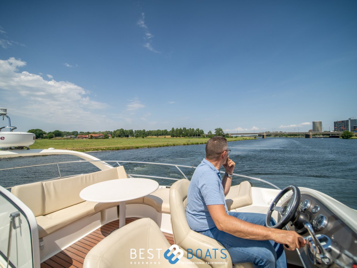 Jeanneau Prestige 42 Fly