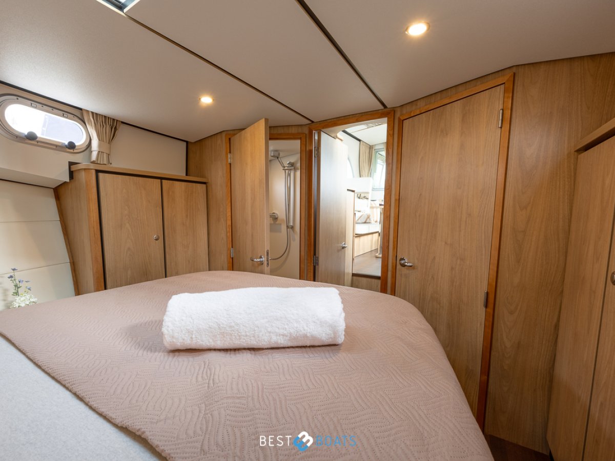 Linssen Grand Sturdy 30.0 Sedan Intero