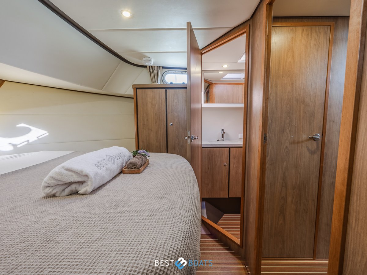 Linssen Grand Sturdy 40.0 AC
