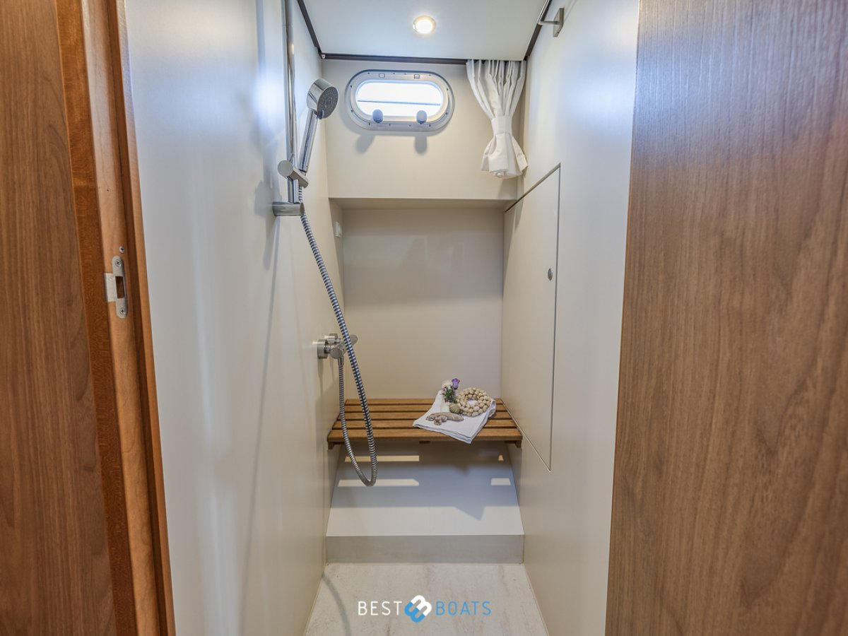 Linssen Grand Sturdy 40.0 AC