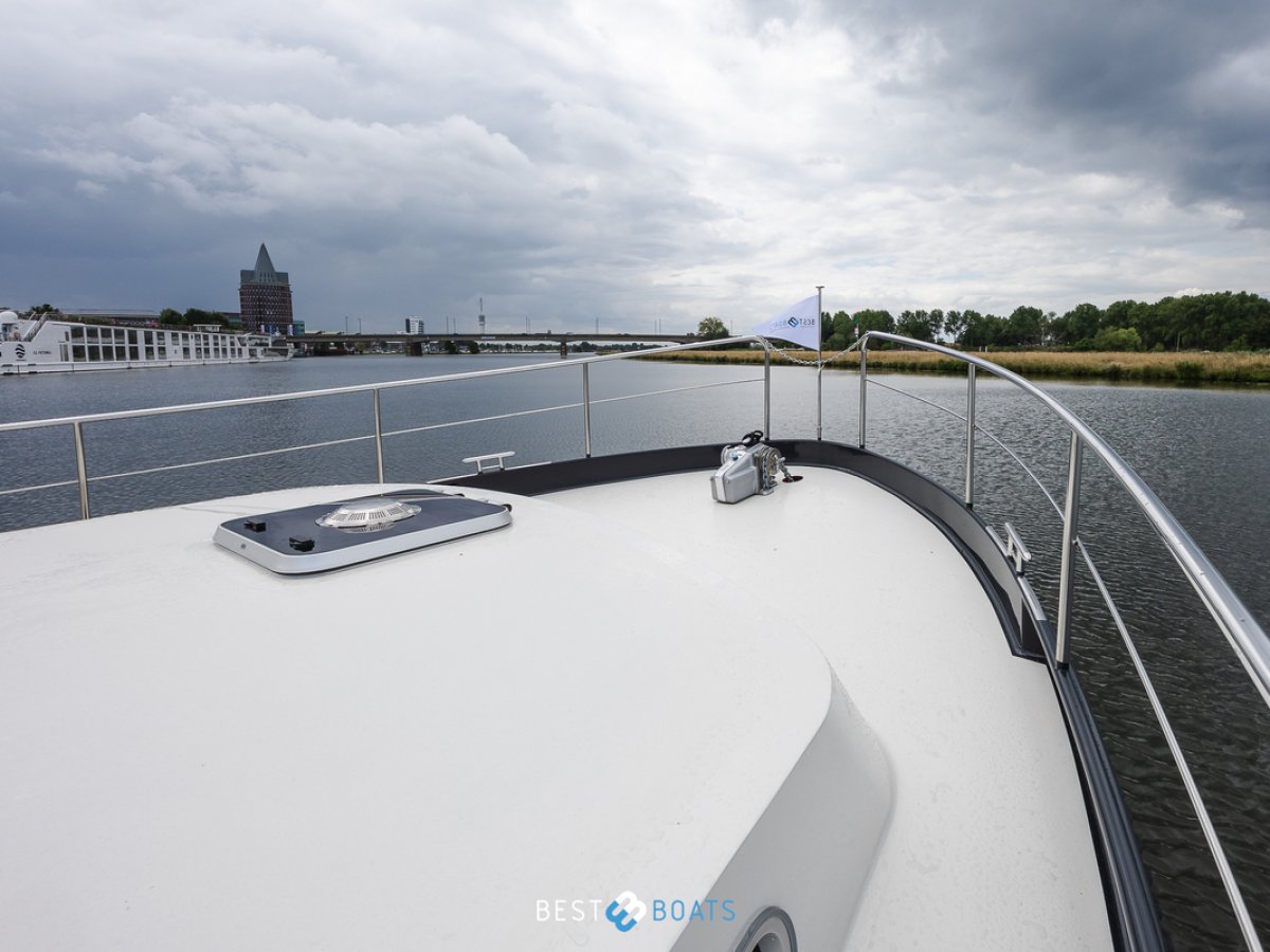 Linssen Grand Sturdy 40.9 AC