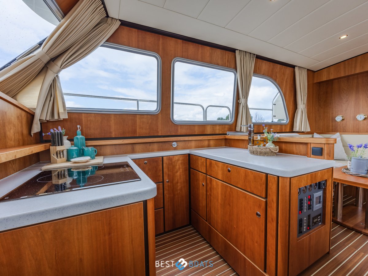 Linssen Grand Sturdy 40.9 AC