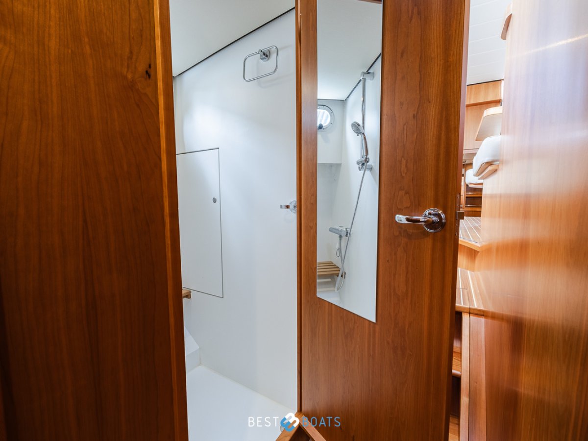 Linssen Grand Sturdy 40.9 AC