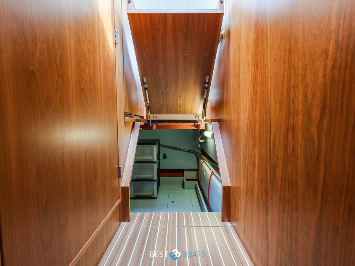 Linssen Grand Sturdy 40.9 AC
