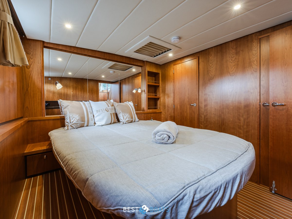 Linssen Grand Sturdy 40.9 AC