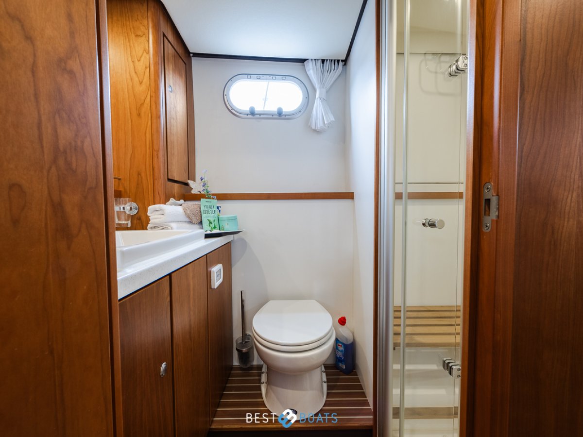 Linssen Grand Sturdy 40.9 AC