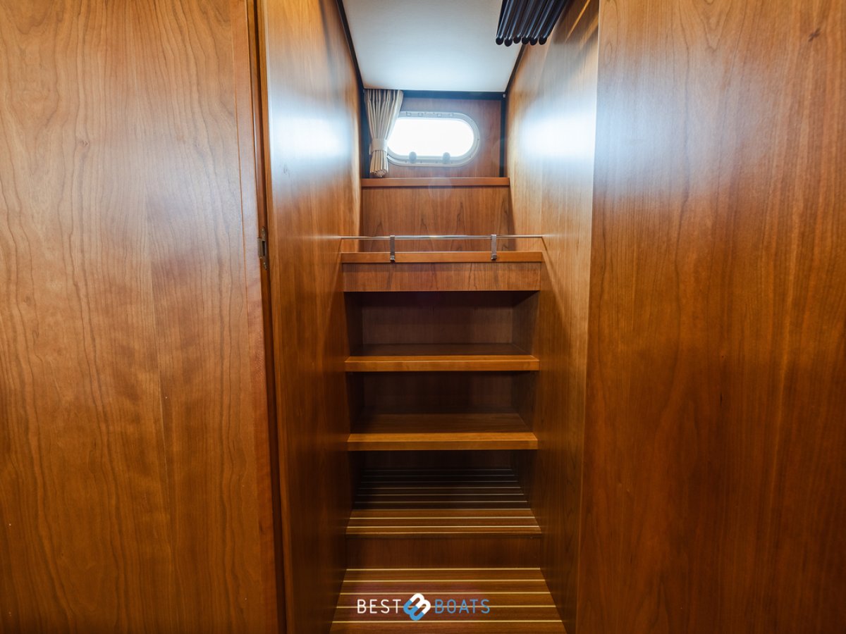 Linssen Grand Sturdy 40.9 AC