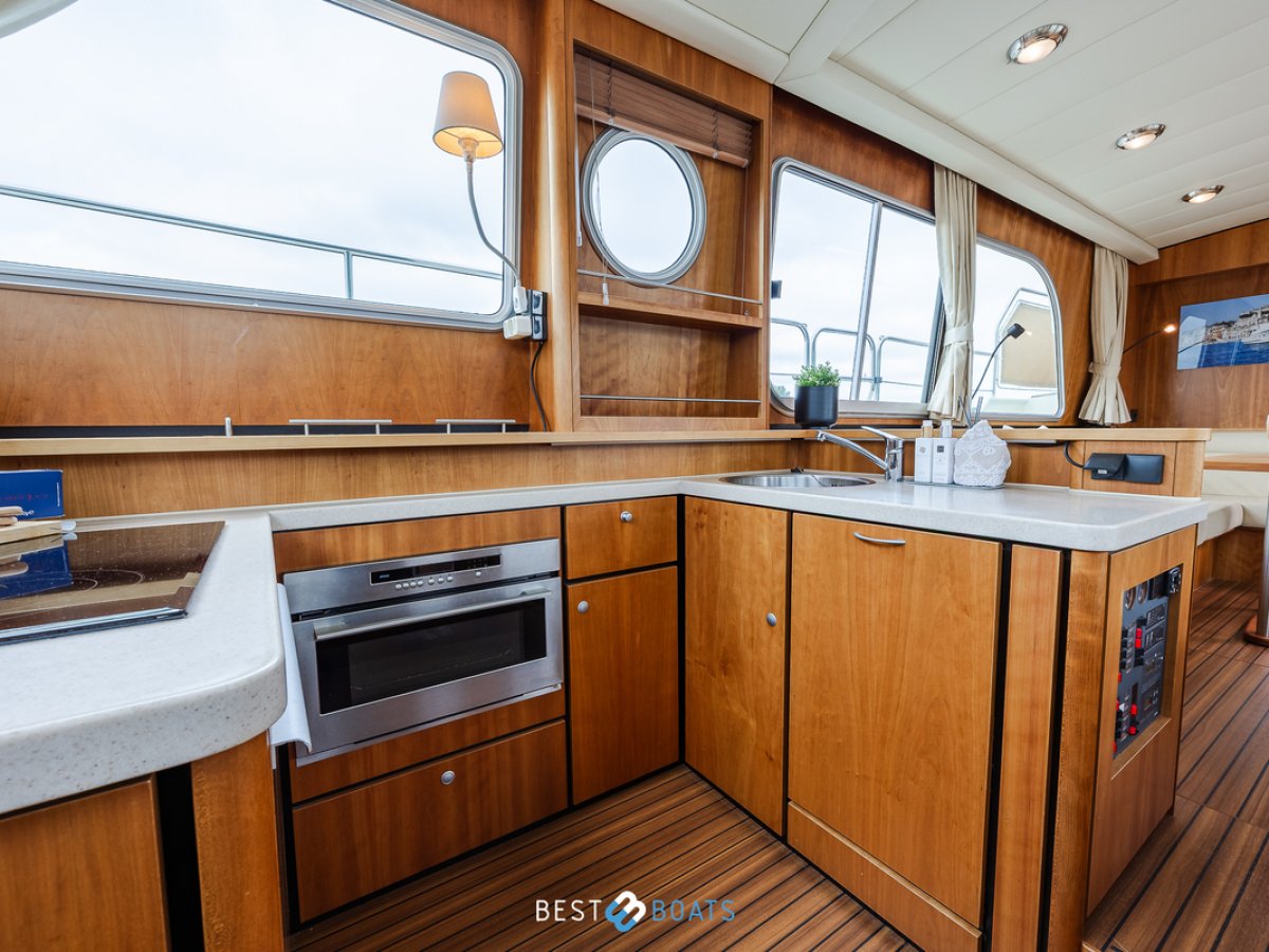 Linssen  Grand Sturdy 45.9 AC Twin