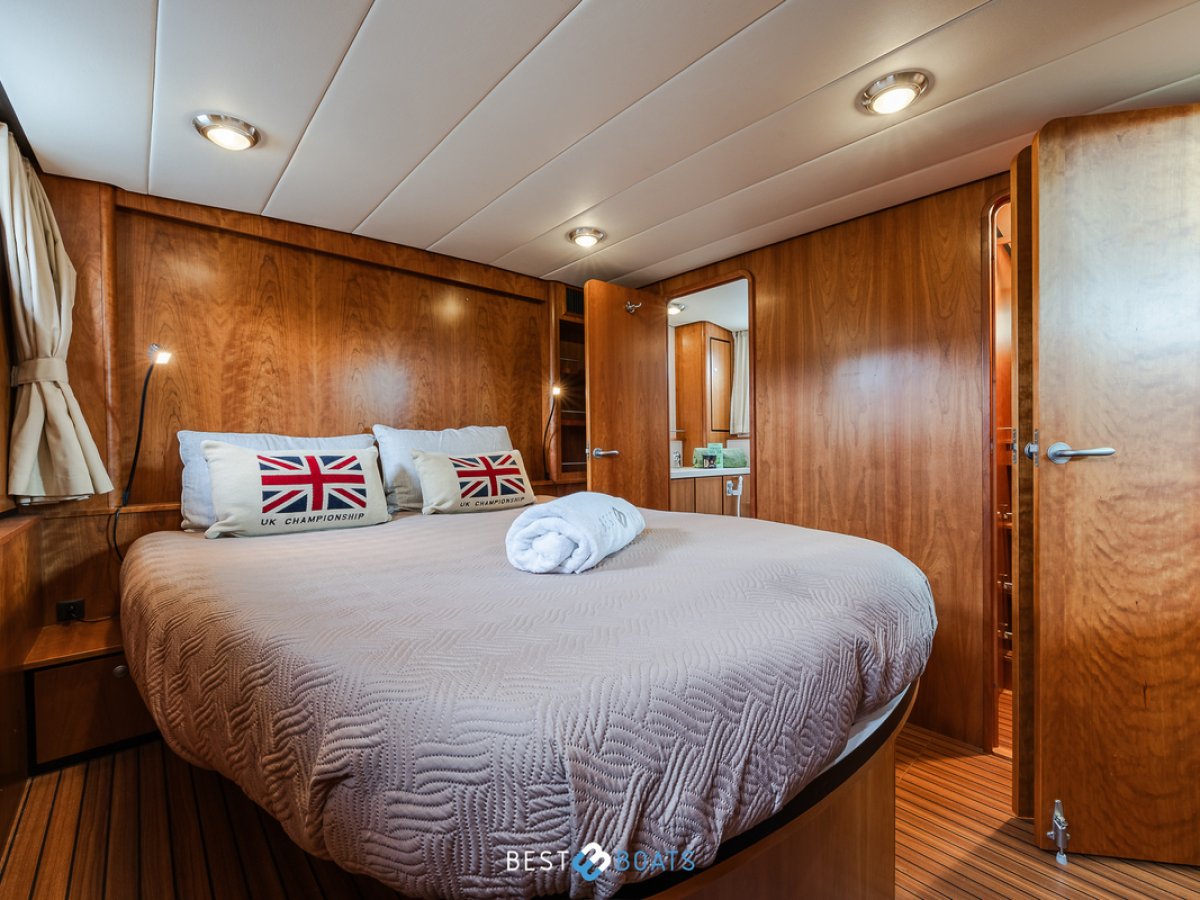Linssen  Grand Sturdy 45.9 AC Twin