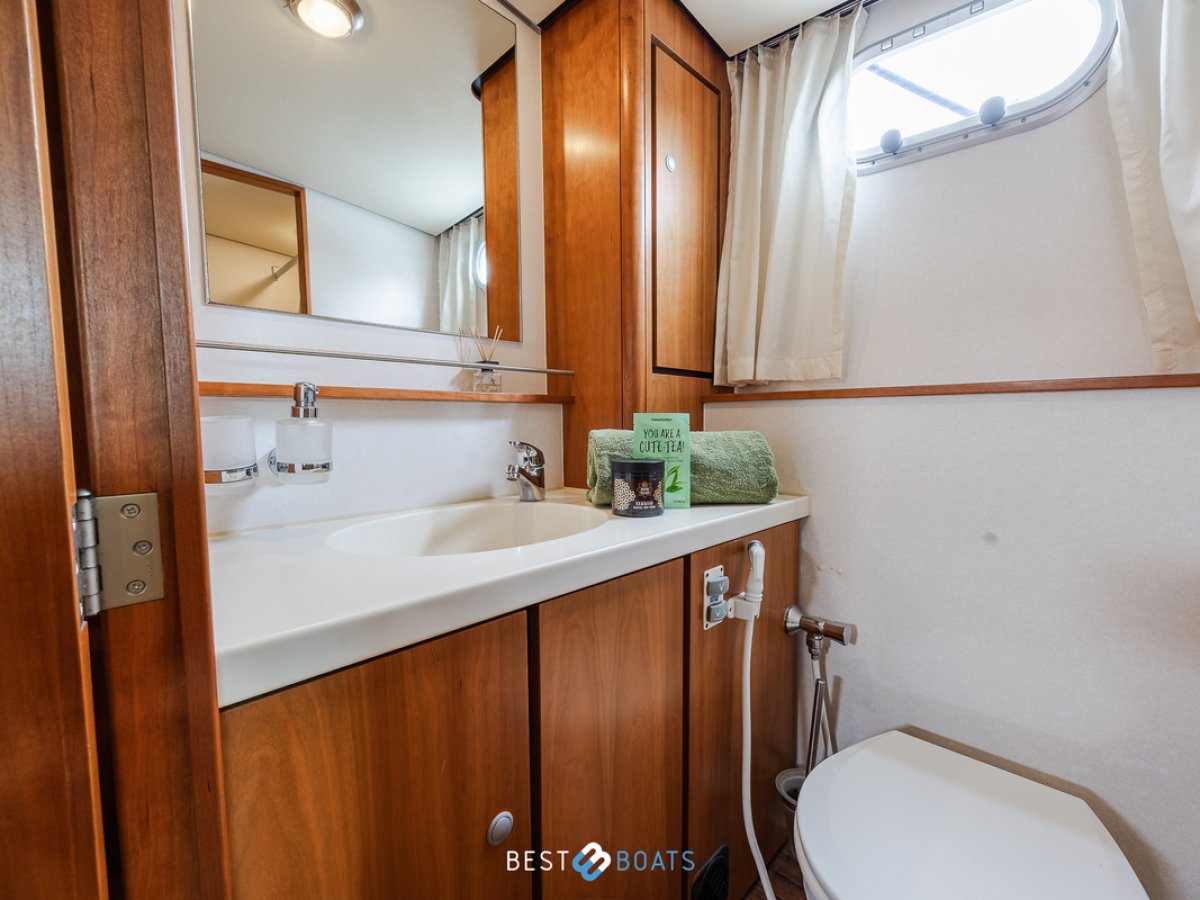 Linssen  Grand Sturdy 45.9 AC Twin