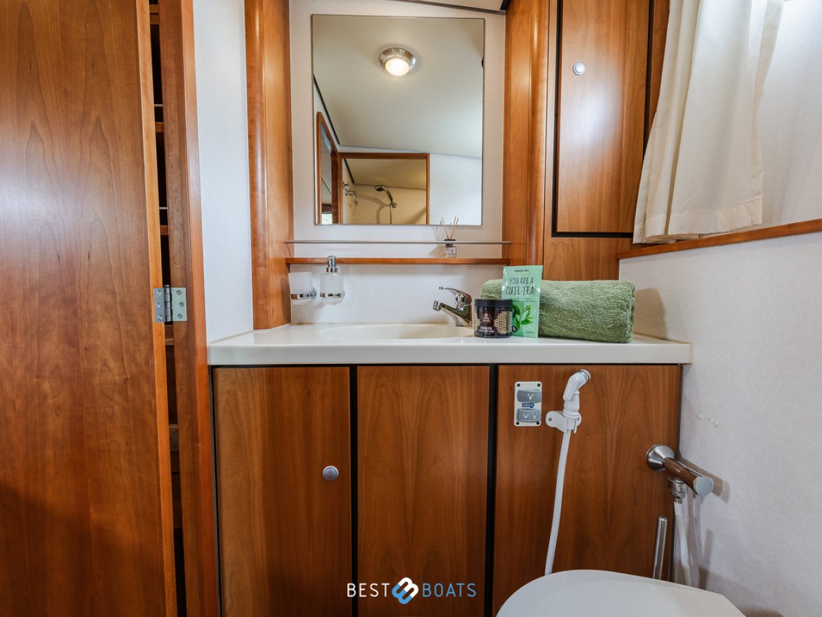 Linssen  Grand Sturdy 45.9 AC Twin