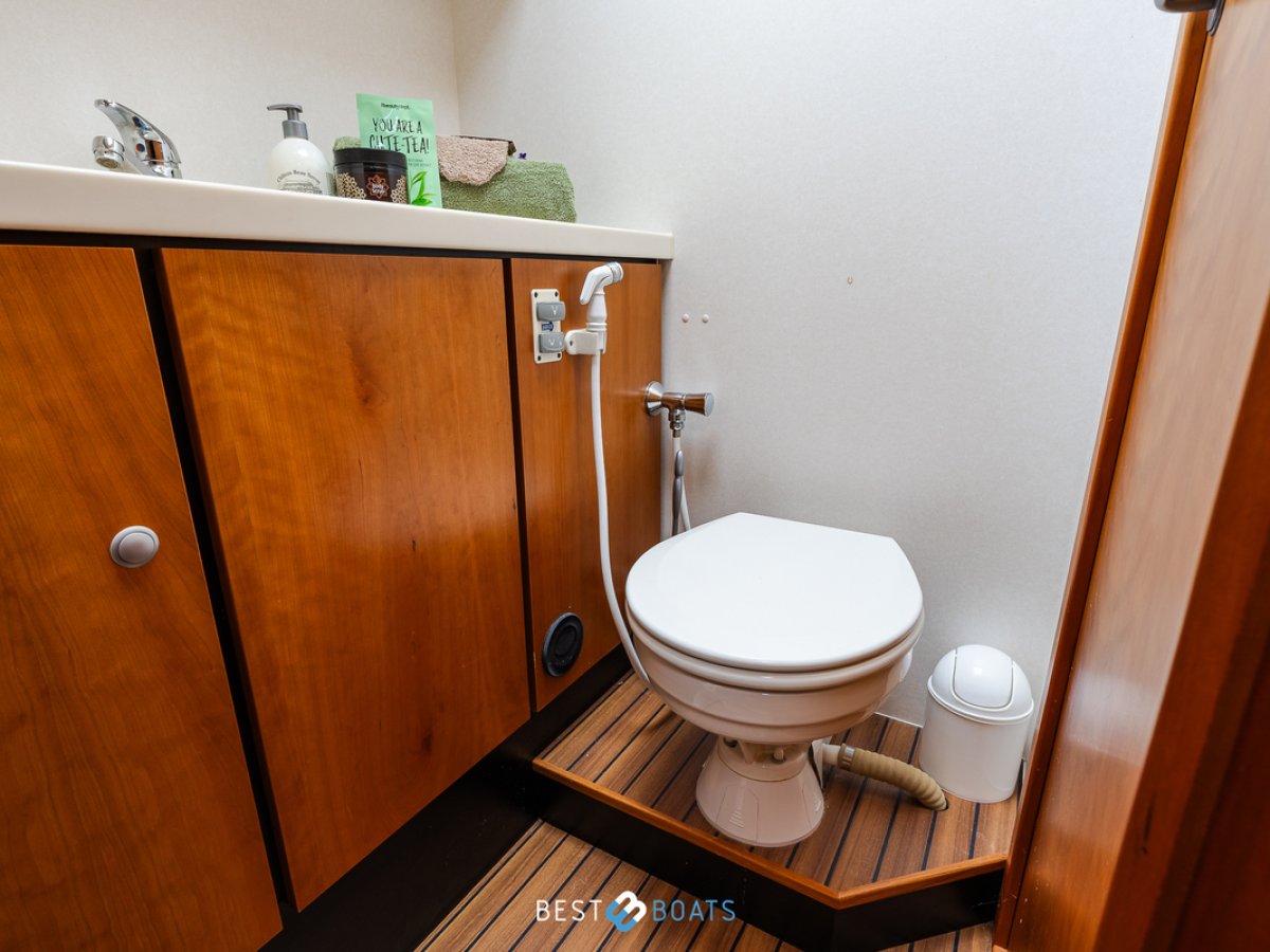 Linssen  Grand Sturdy 45.9 AC Twin