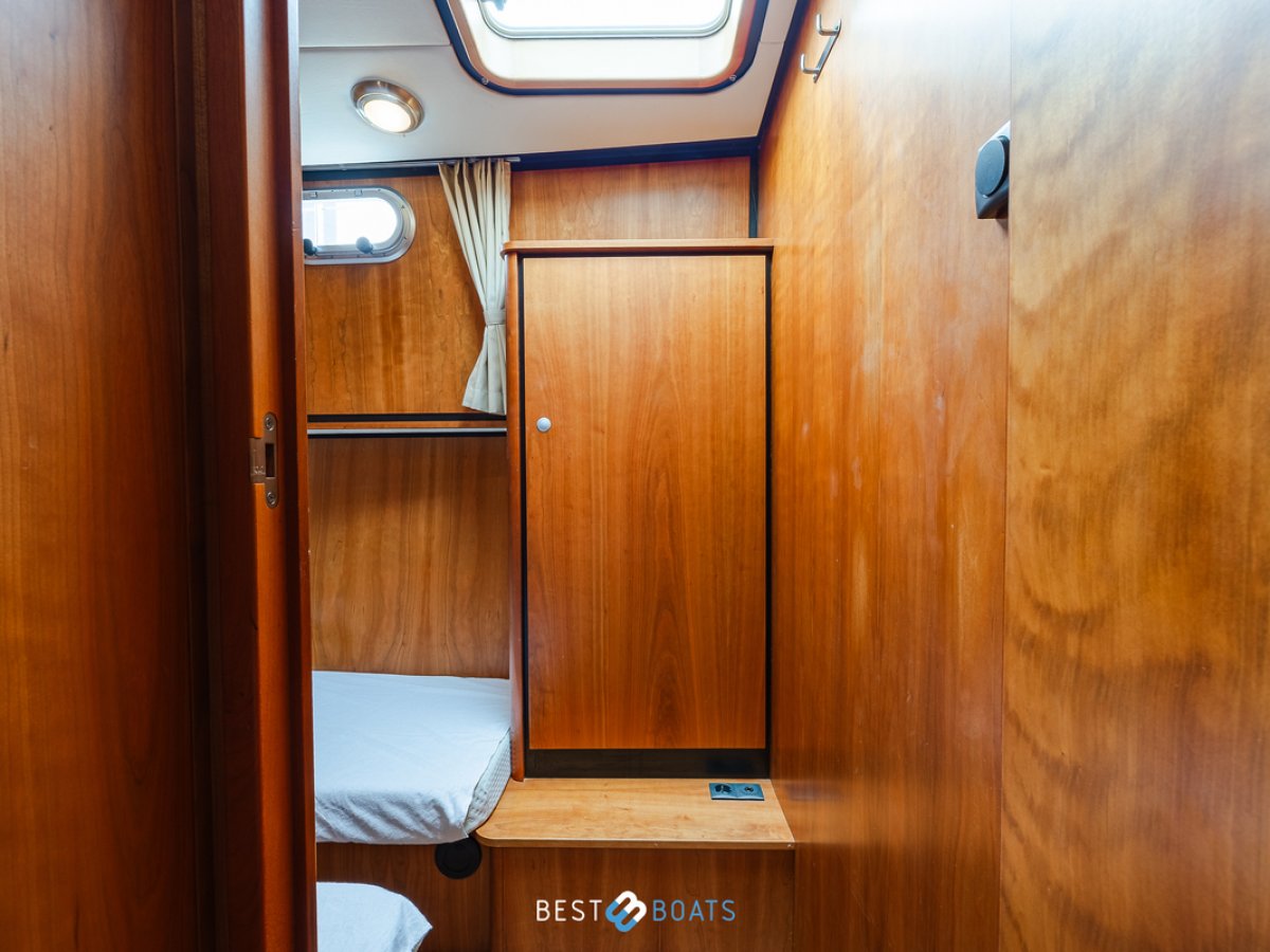 Linssen  Grand Sturdy 45.9 AC Twin