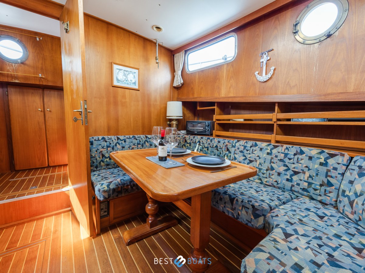 Linssen St. Jozef 1050 AK 