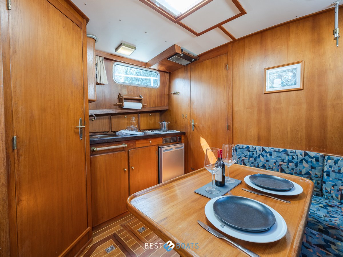 Linssen St. Jozef 1050 AK 