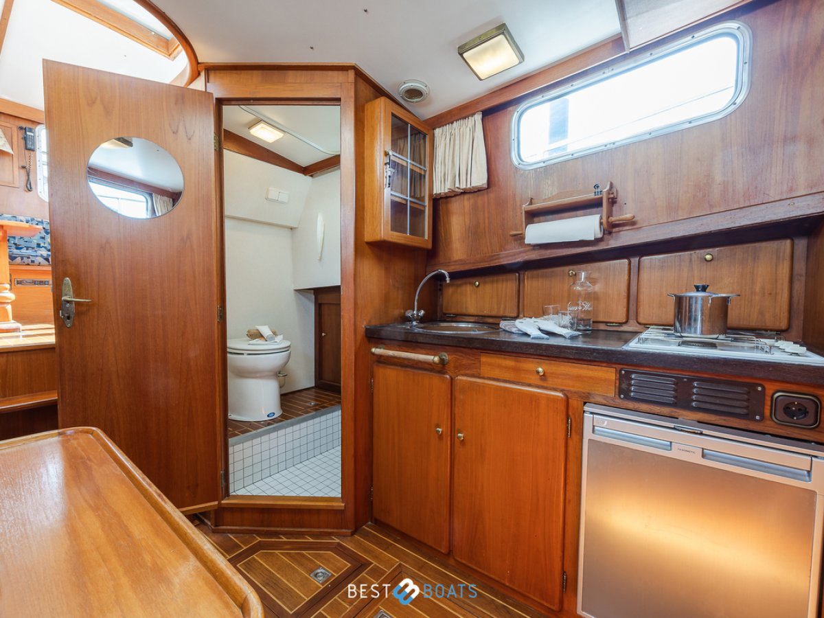 Linssen St. Jozef 1050 AK 