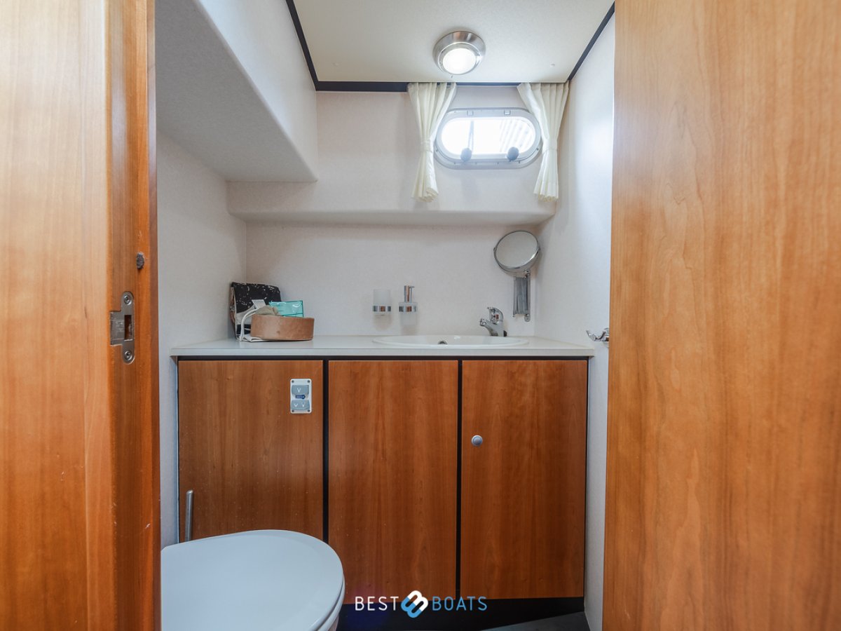 Linssen Grand Sturdy 34.9 AC