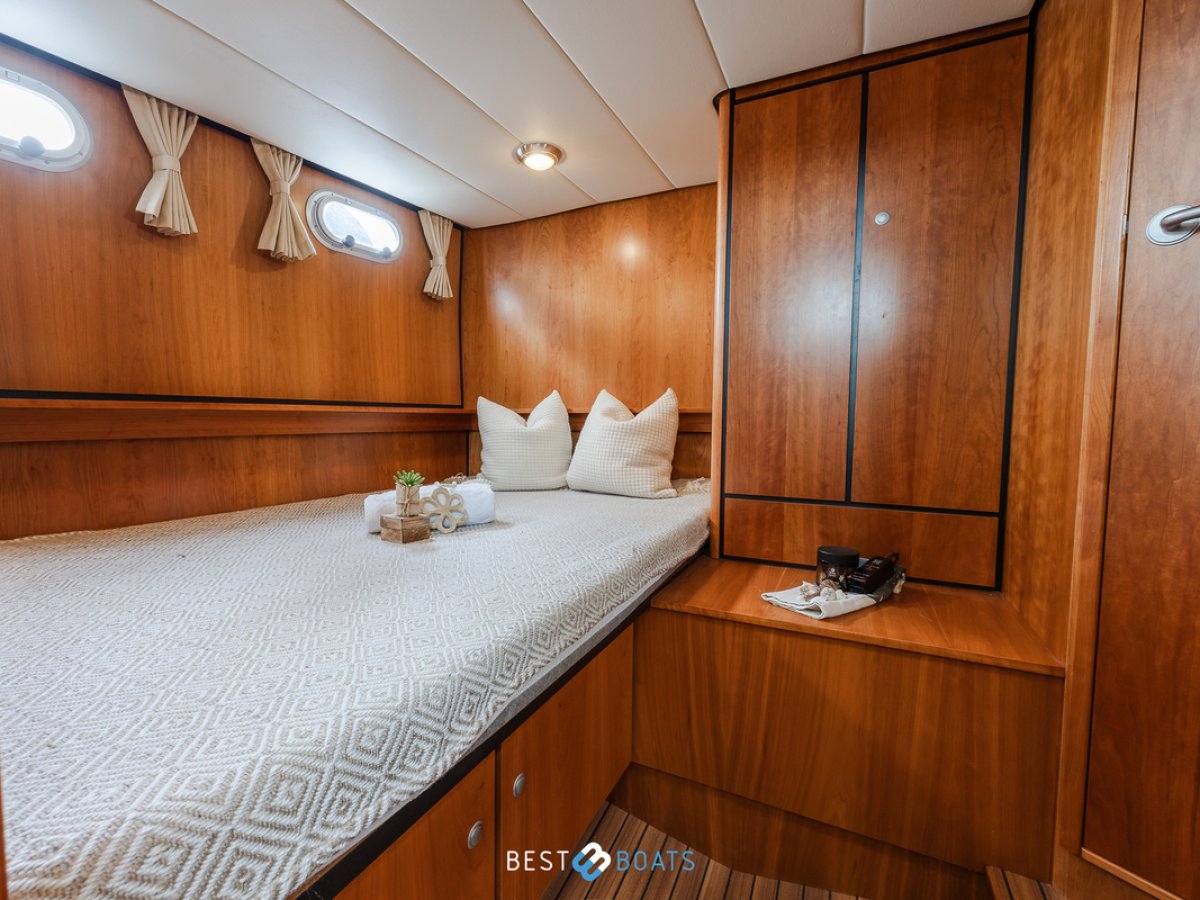 Linssen Grand Sturdy 34.9 AC
