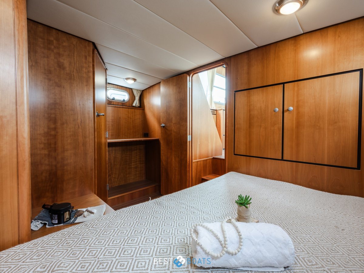 Linssen Grand Sturdy 34.9 AC