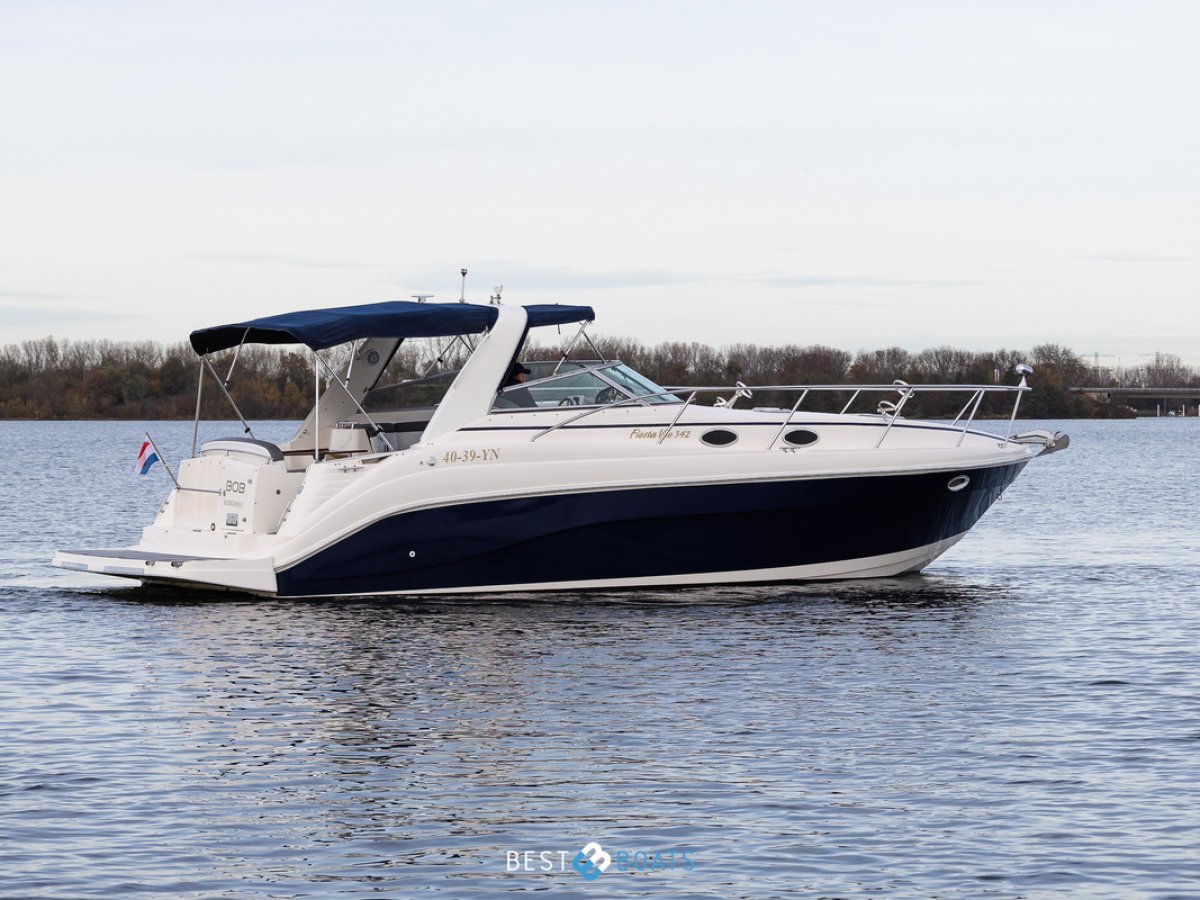 Rinker 342 Fiesta Vee