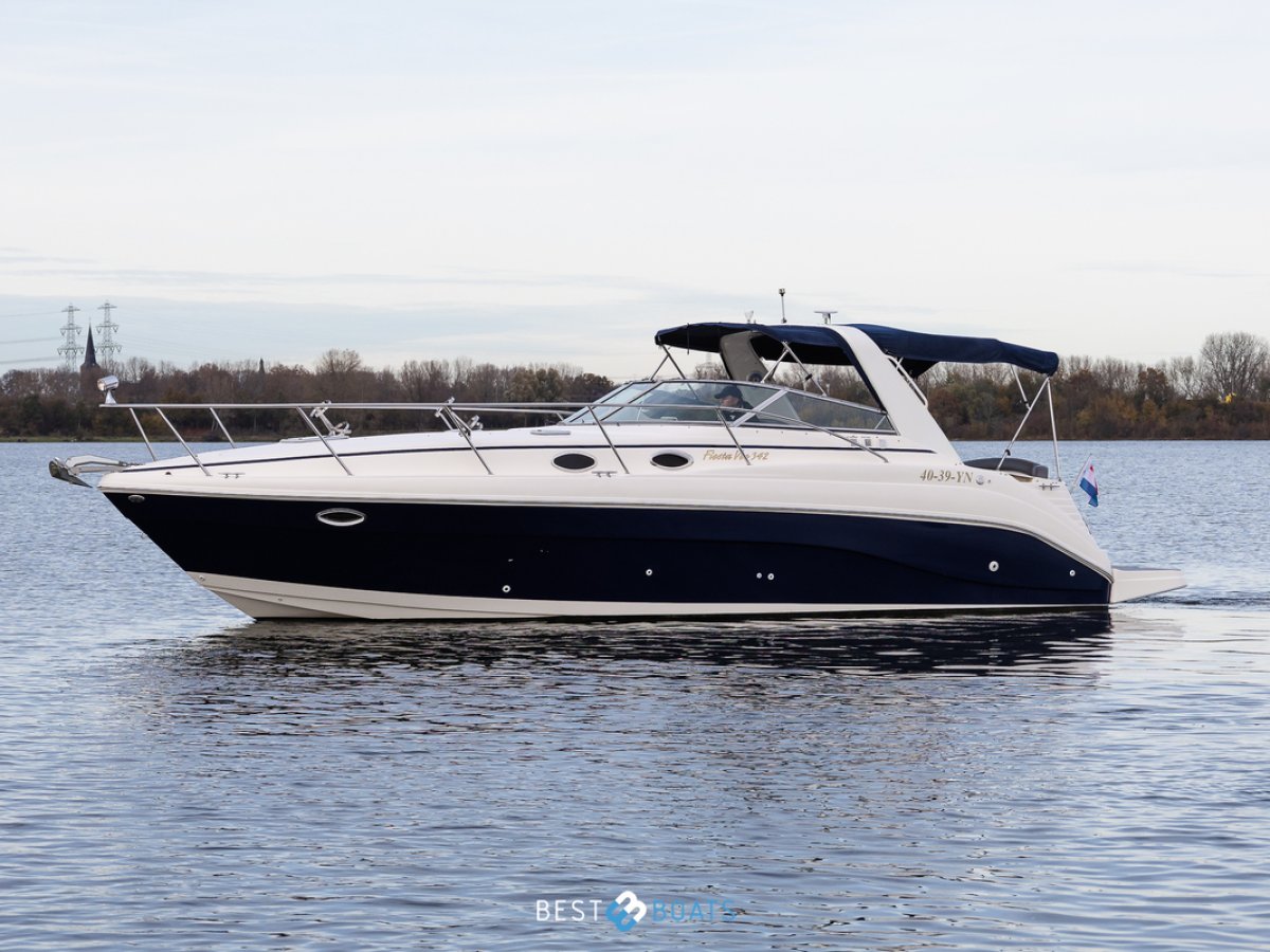 Rinker 342 Fiesta Vee