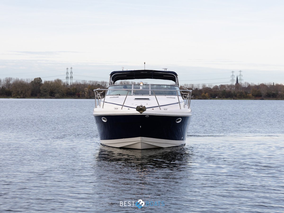 Rinker 342 Fiesta Vee