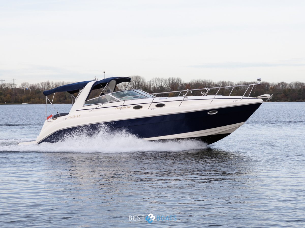 Rinker 342 Fiesta Vee
