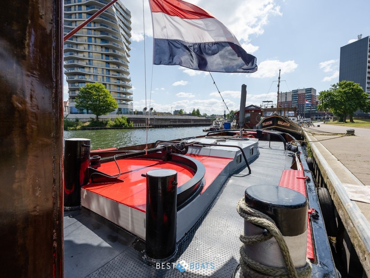 Sleepboot Limburgia