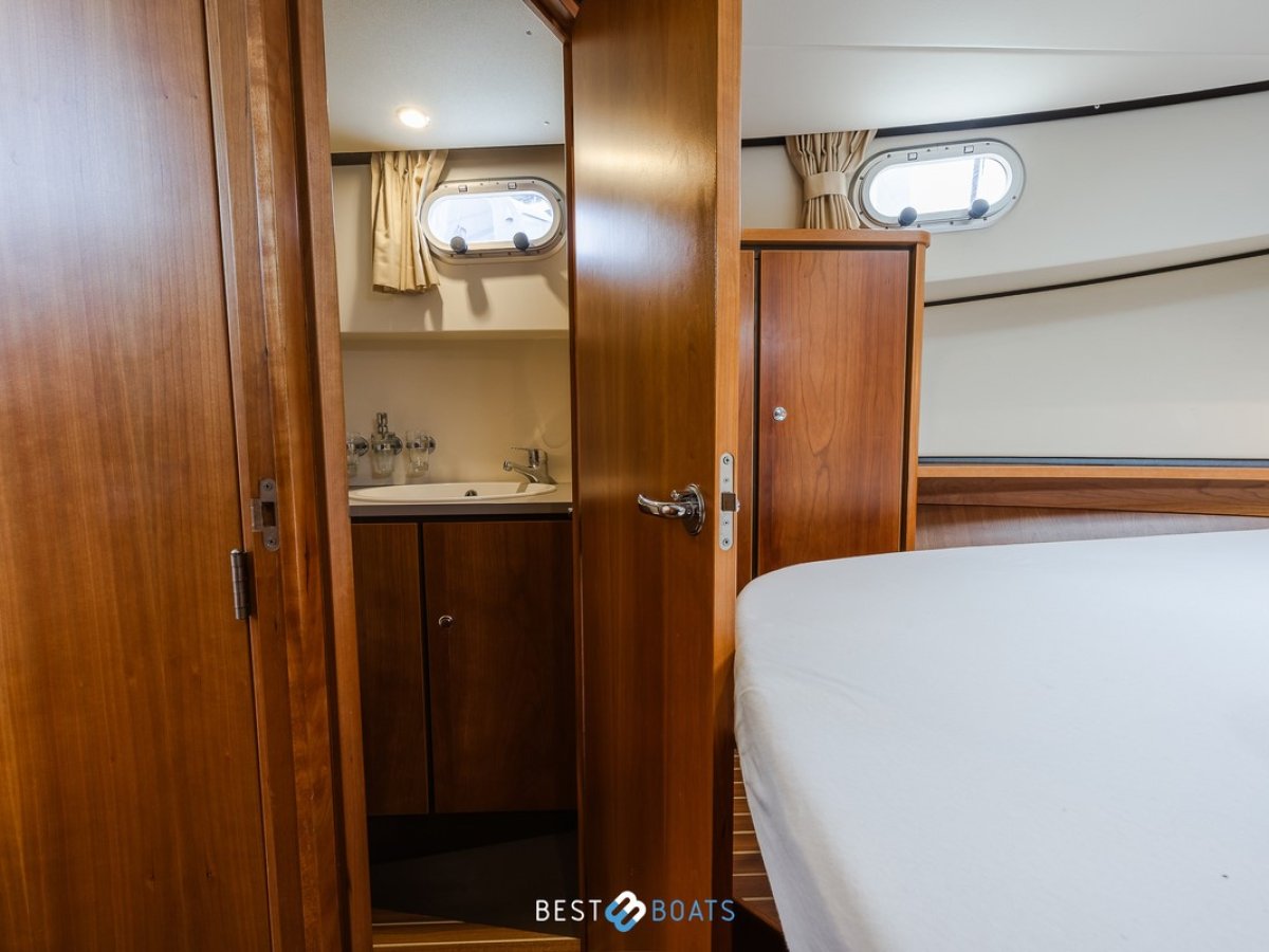Linssen Grand Sturdy 34.9 AC