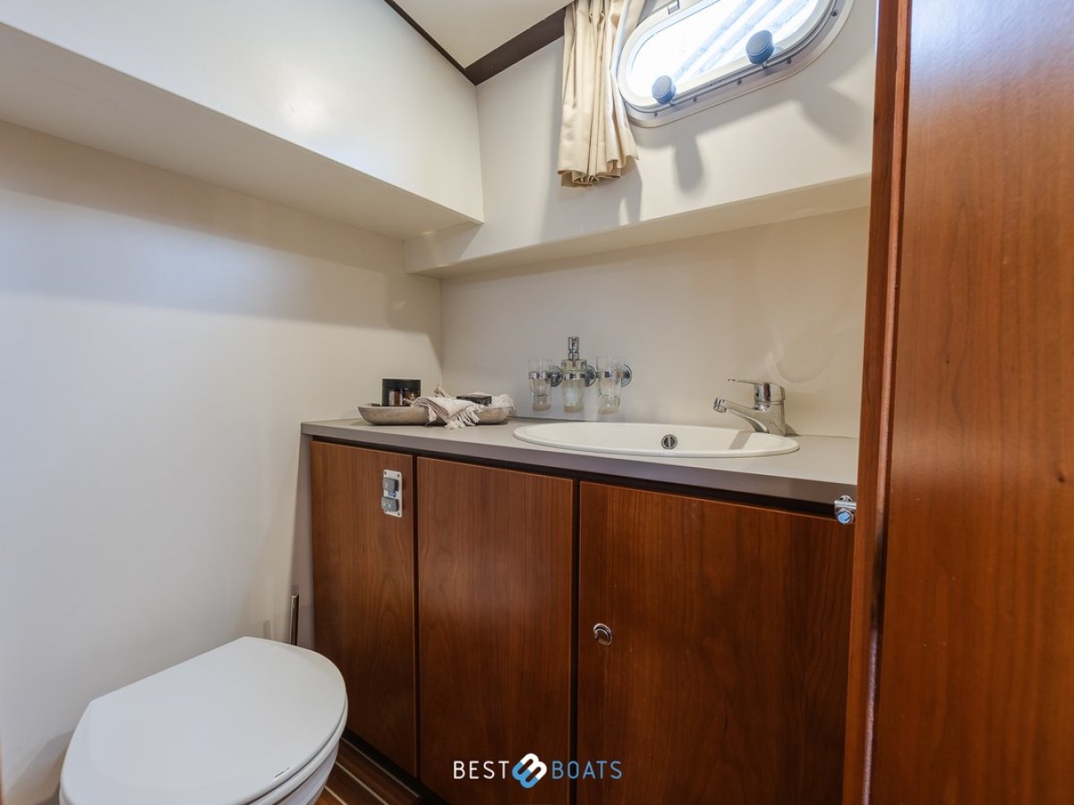 Linssen Grand Sturdy 34.9 AC