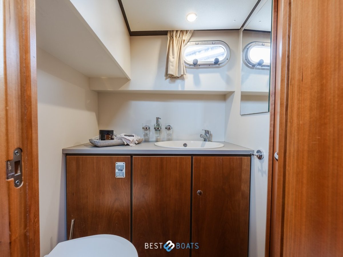 Linssen Grand Sturdy 34.9 AC