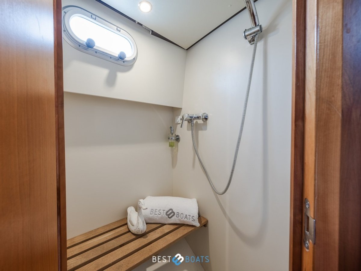 Linssen Grand Sturdy 34.9 AC