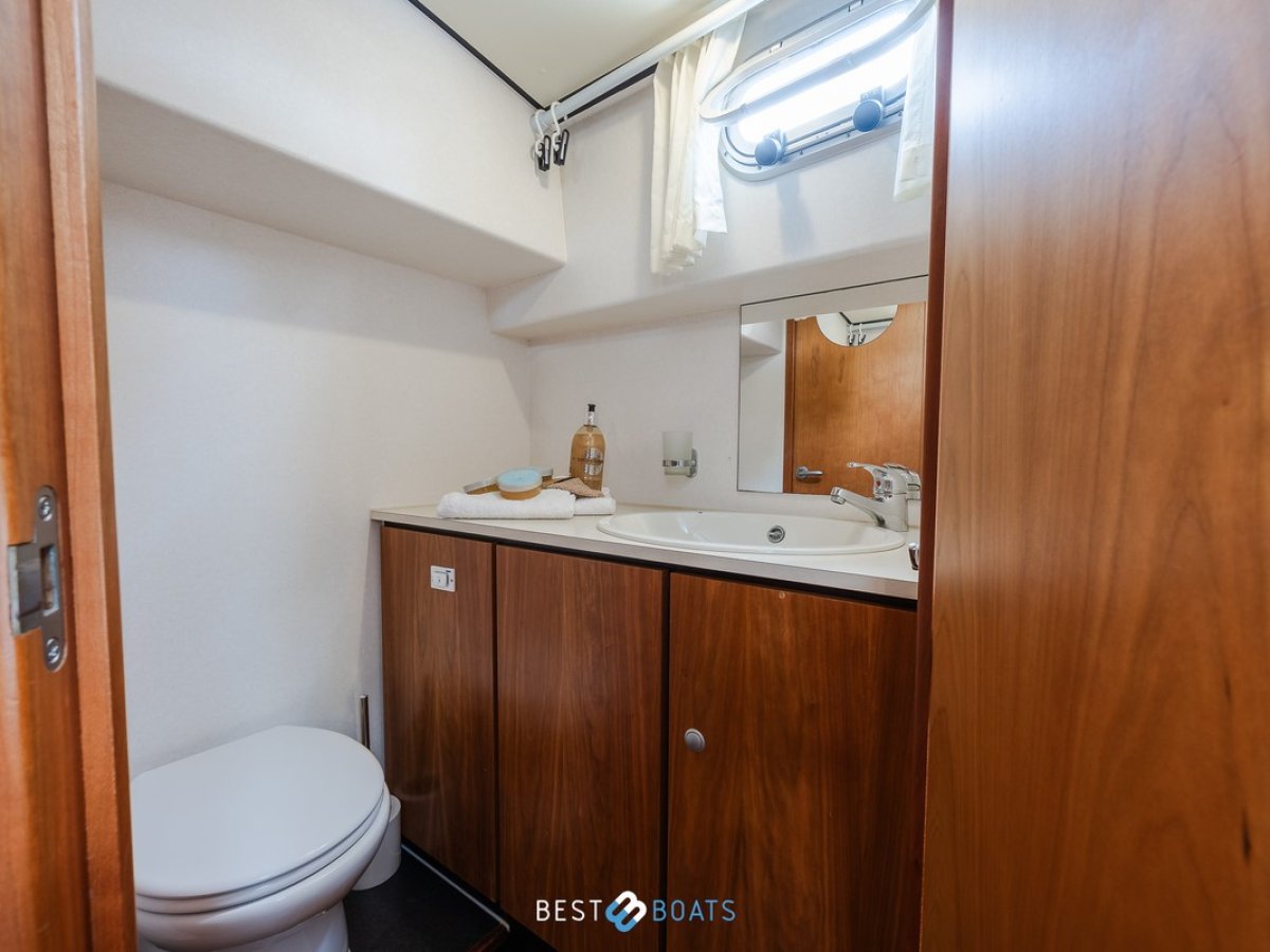 Linssen Grand Sturdy 34.9 AC